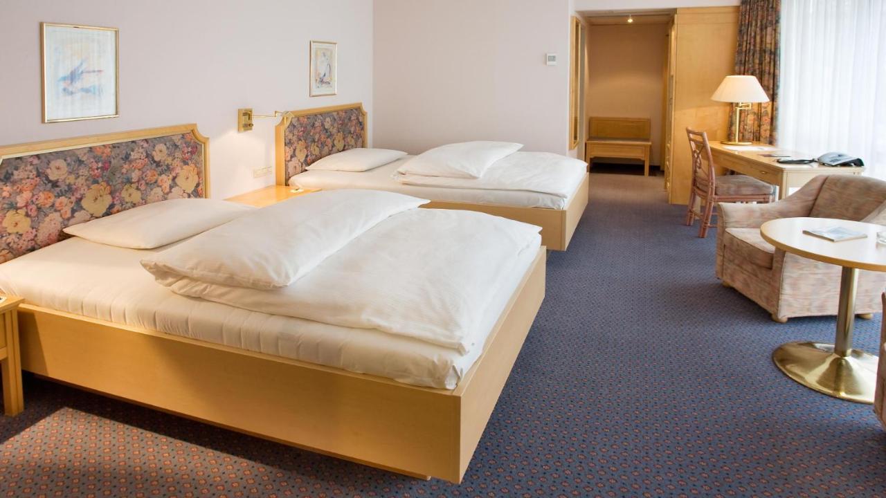 Erikson Hotel Sindelfingen Esterno foto