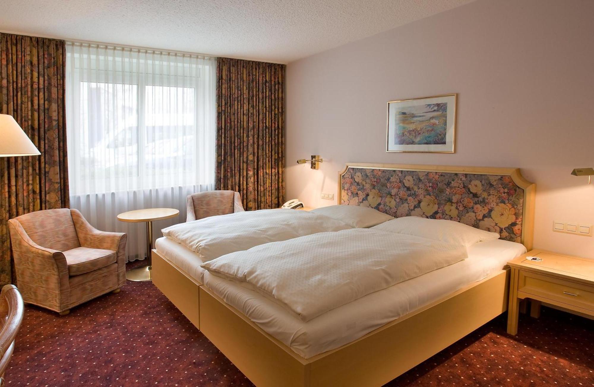 Erikson Hotel Sindelfingen Esterno foto